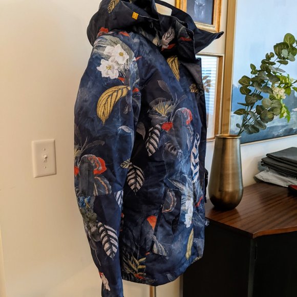 ROXY snowboard or ski jacket - Picture 5 of 8